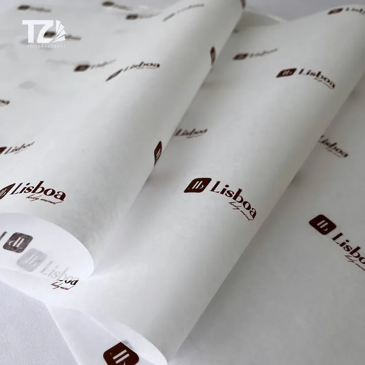 Papel seda personalizado em embalagem de produto